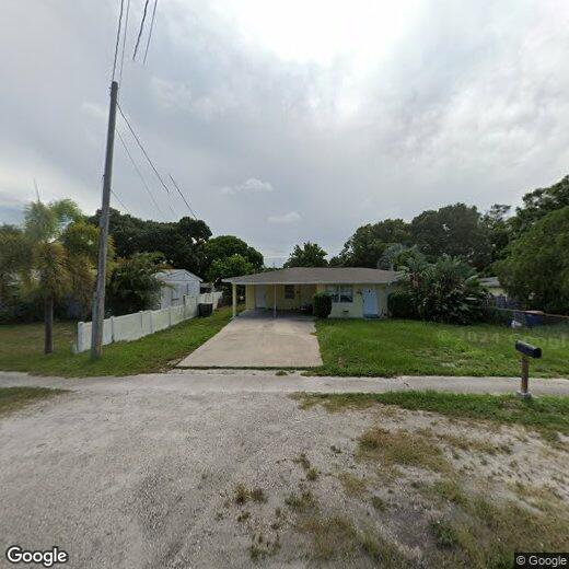 Primary Photo - 3 br, 1 bath House - 2911 Oleander Blvd