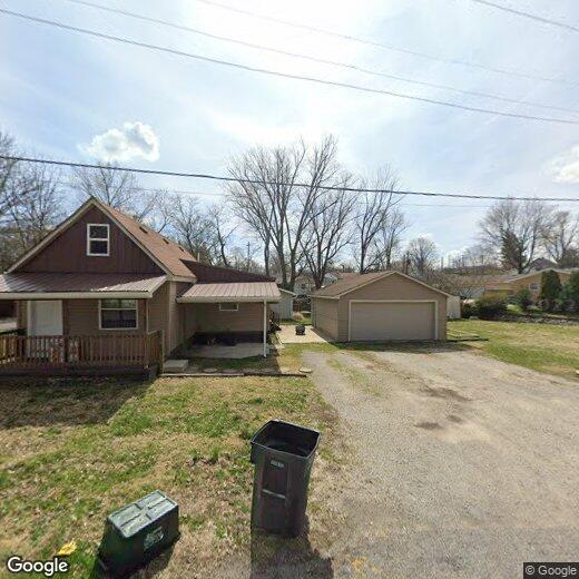 Foto principal - 2 br, 1 bath House - 2426 McLean Ave.