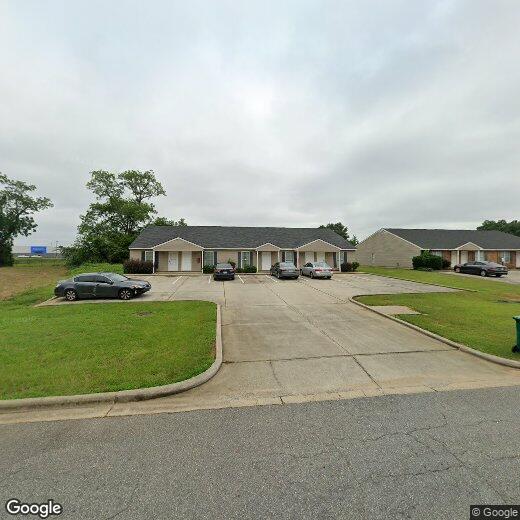 Primary Photo - 915 18th Ave