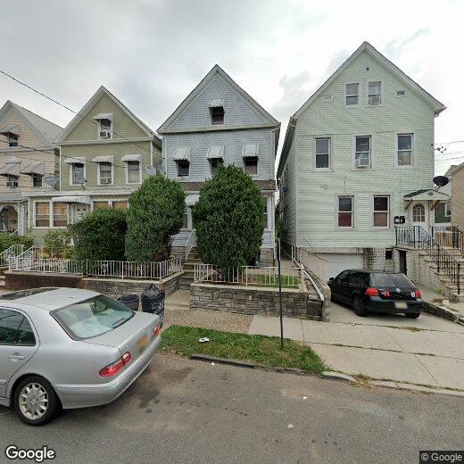 Primary Photo - 344 Washington Ave