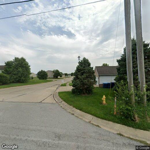 Foto principal - 3296 Hopkins Dr