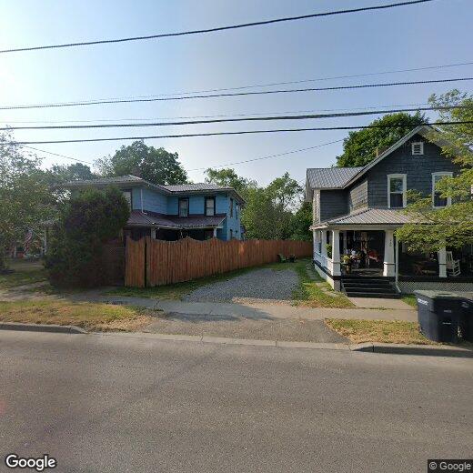 Primary Photo - 122 Broad St