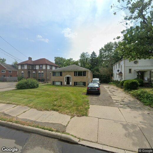 1719 Fulton Rd NW Unit 3, Canton, OH 44703 Room for Rent in Canton