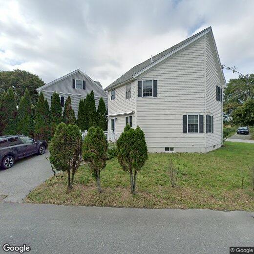 Primary Photo - 37 Hiawatha Ave