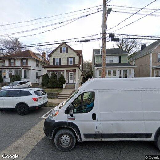 Primary Photo - 32 Lake Ave
