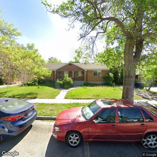 Primary Photo - 2691 S Kenwood St