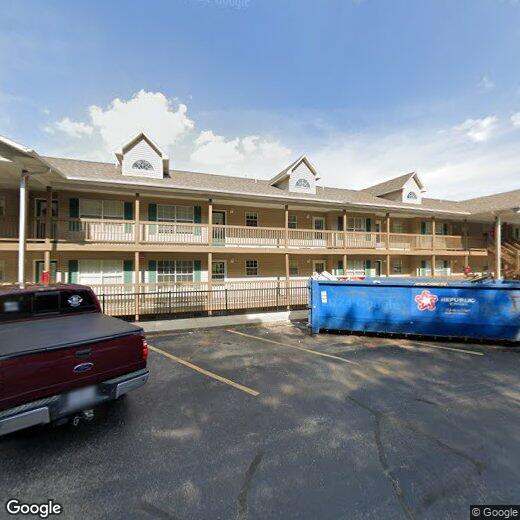Primary Photo - 2 Bedroom / 2 Bath Penthouse Condo at Fall...
