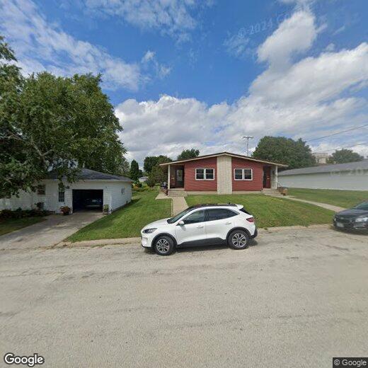 Foto principal - Cozy 2 Bedroom 1 Bath Duplex