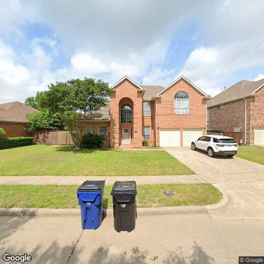 Primary Photo - 5717 Belle Chasse Ln