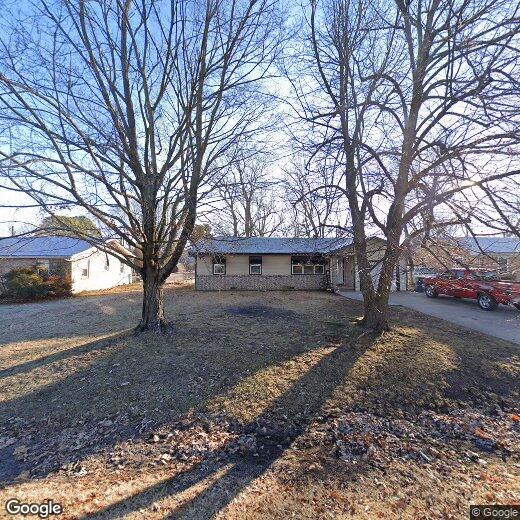Primary Photo - 833 S Cherry St