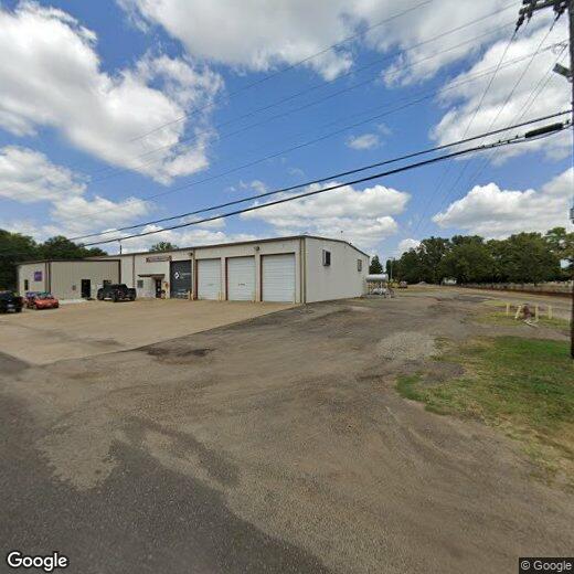 Primary Photo - 399 Blackbourn St