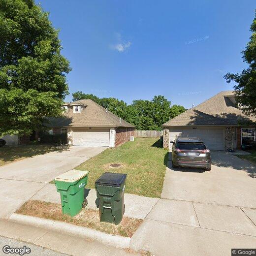 Primary Photo - 221 Copper Oaks Dr