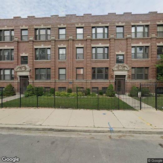 Primary Photo - 4220 S Champlain Ave
