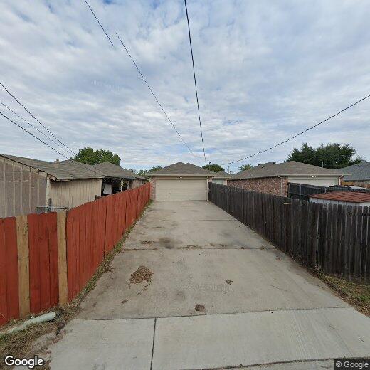 Primary Photo - 1171 Meadows Dr