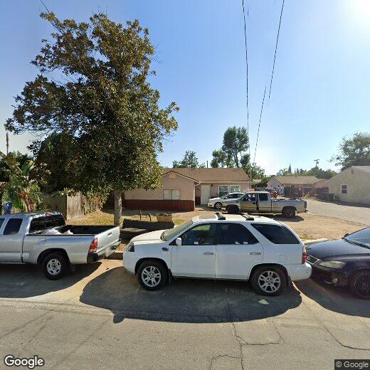 Primary Photo - 18924-18934 Gault Street