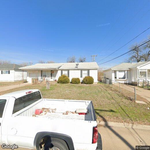 2127 NW Ozmun Ave, Lawton, OK 73505 House for Rent in Lawton, OK