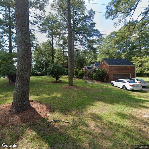 Primary Photo - 90 Lakewood Dr