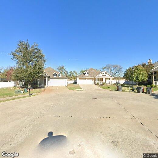 Foto principal - 100 Hilltop Dr