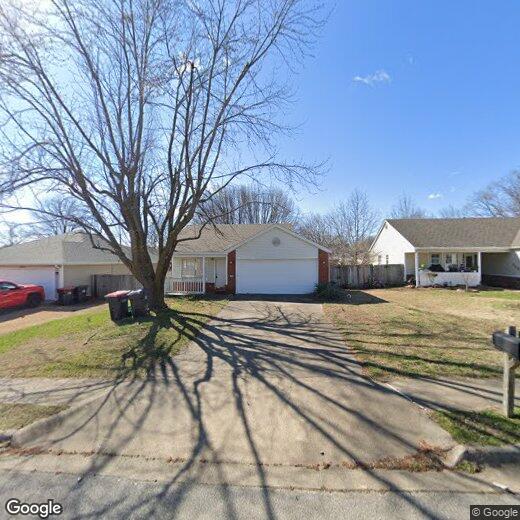 Primary Photo - 2550 Lost Springs St