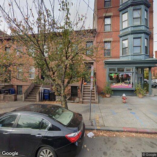 Primary Photo - 435 Jersey Ave