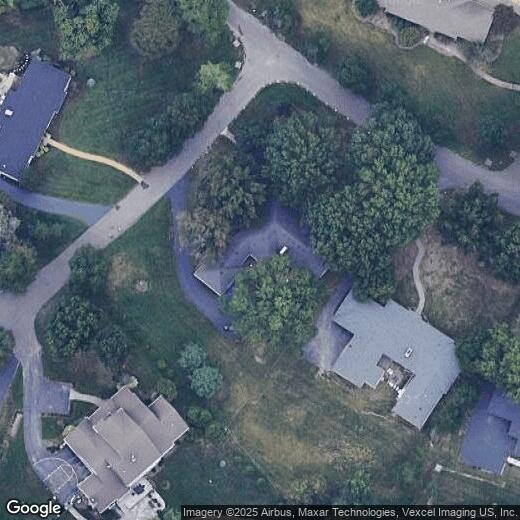 Primary Photo - 6 Ladue Manor
