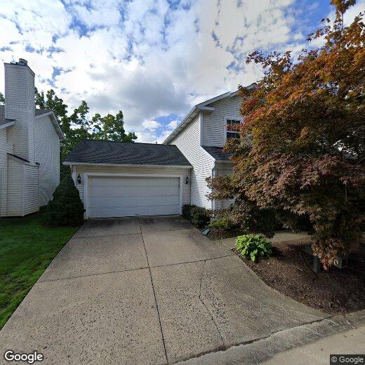 Primary Photo - 5456 Som Center Rd