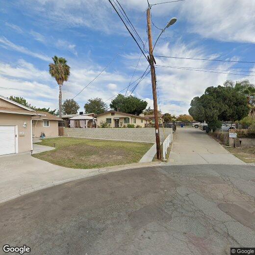 Foto principal - 8148 Longdale Dr