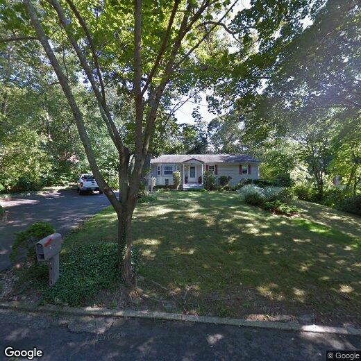 8 Fairway Dr, Middle Island, NY 11953 House Rental in Middle Island