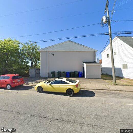 Primary Photo - 1435 Bayville St