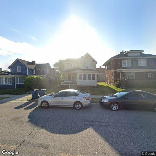 Primary Photo - 216 S Race St