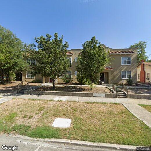 Primary Photo - 1539 W Woodlawn Ave