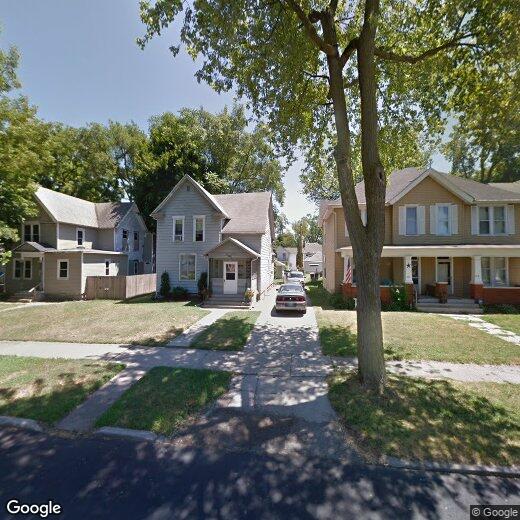 Primary Photo - 922 Lake Ave