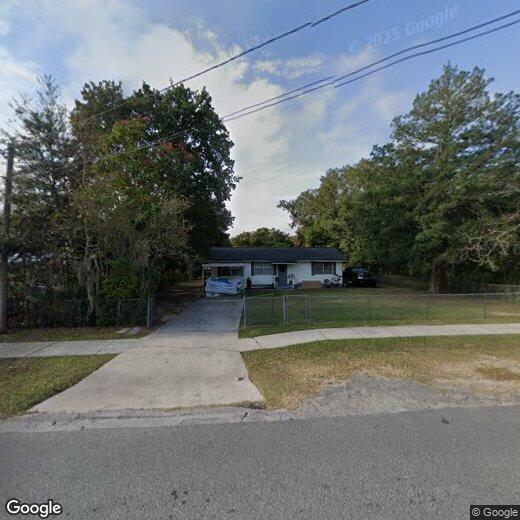 Primary Photo - 555 Nightingale St