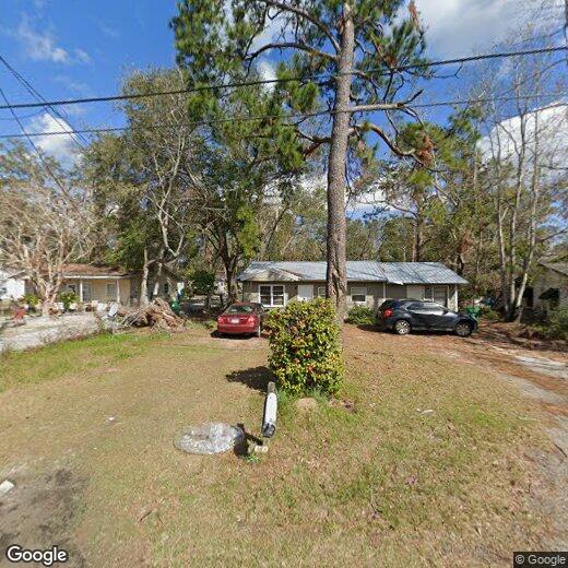 Primary Photo - 824 E Jane St