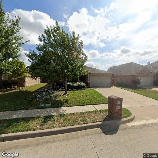 Primary Photo - 10408 Jaybird Dr