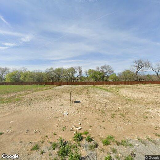 Primary Photo - 820 Mallard Dr