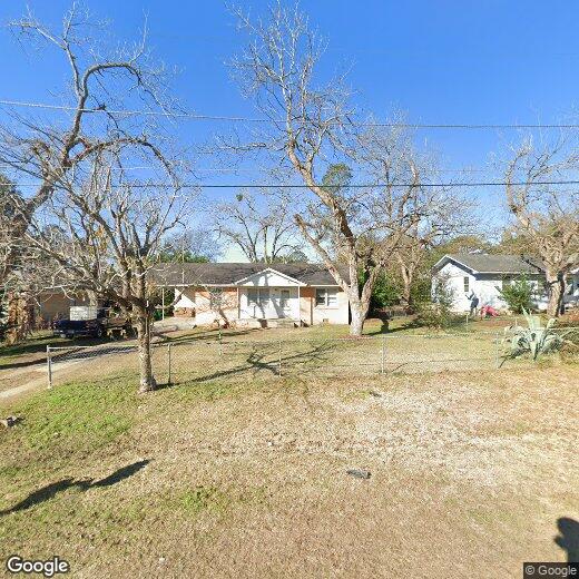 Primary Photo - 131 Almond Dr