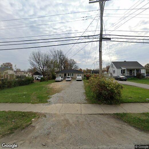 Foto principal - 4 Bedroom Pet-Friendly Home in Louisville,...