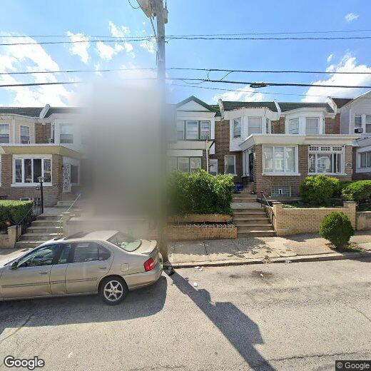 Foto principal - 6626  N 17th St