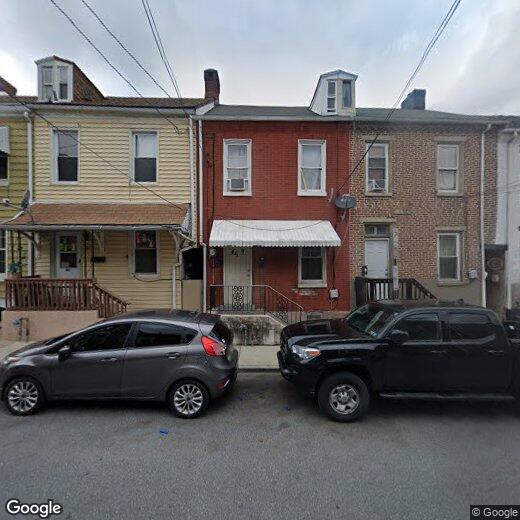 Primary Photo - 459 W Liberty St