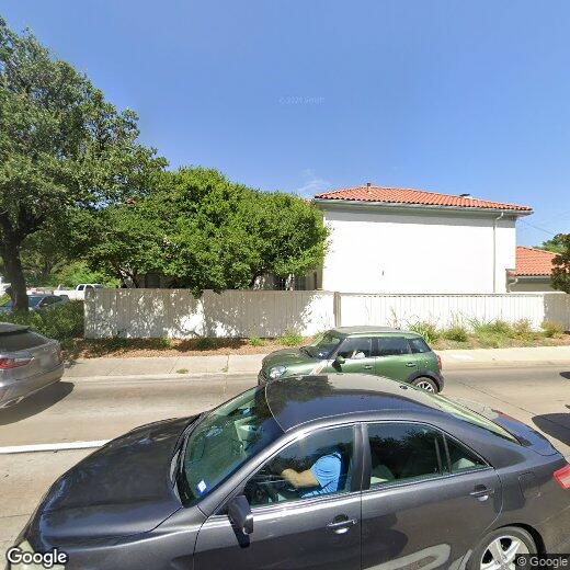 Foto principal - 4031 University Blvd