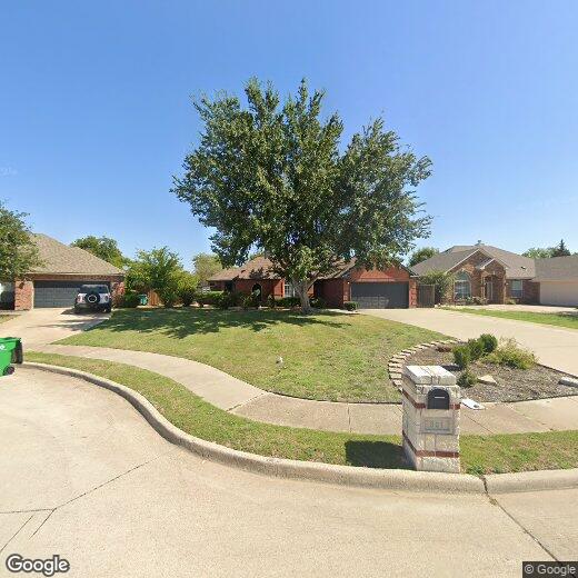 Foto principal - 801 Dickerson Cir