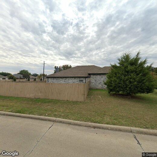 Primary Photo - 3302 Spring Meadow Ln