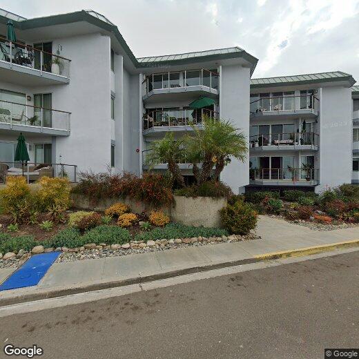 Foto principal - 5383 Chelsea St