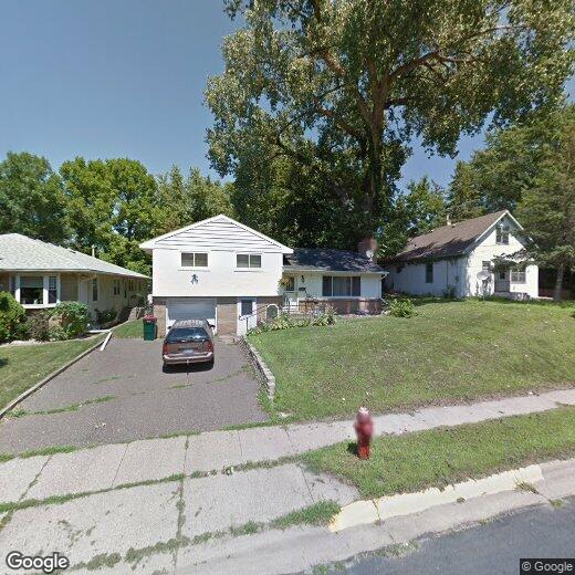 Primary Photo - 1825 41st Ave NE