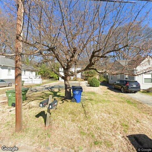 Primary Photo - 787 Berkeley Ave NW
