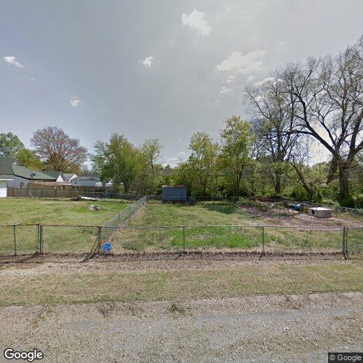 Primary Photo - 602 W 6th St