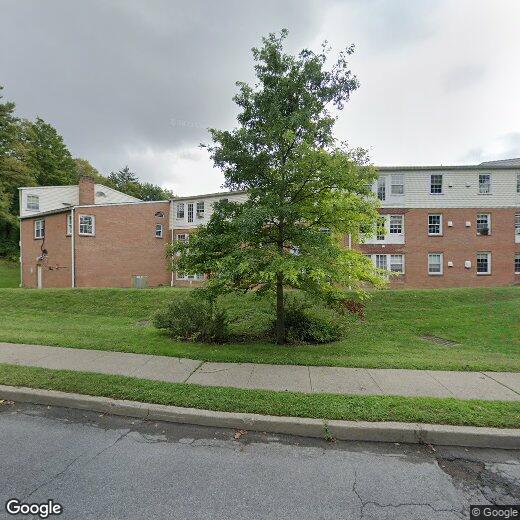 Primary Photo - 16 Huguenot St