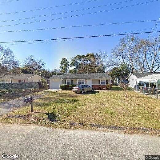 Primary Photo - 205 Crescent Dr