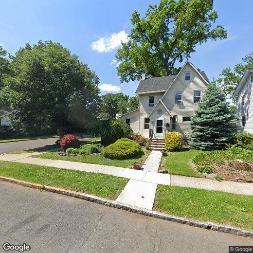 Primary Photo - 117 W Roselle Ave